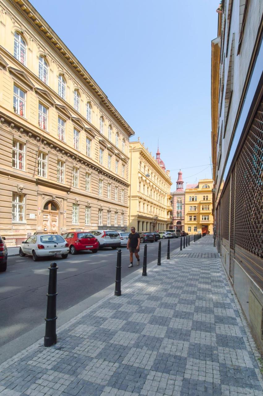 Apartment U Pujcovny 6 Prague Exterior photo
